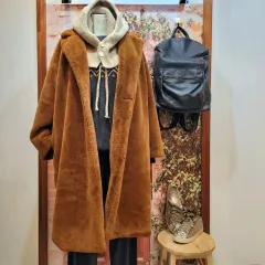 レタリング キャメル エコーファー ロング コート