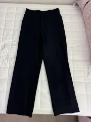 1 コモリ ウールサージ パンツ 24awのサムネイル