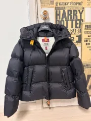 PARAJUMPERS パラジャンパーズ 23 24fw タートルネックファーアウター シーズン限定商品 出品のサムネイル