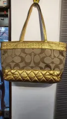 COACH シグネチャー ゴールド トートバッグ