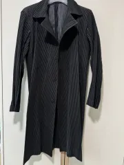 HOMME PLISSÉ ISSEY MIYAKE ロングコート ジャケット サイズ3 ブラック XLのサムネイル
