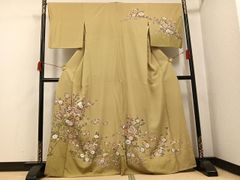 大衆演劇 女形 振袖 からし色 花籠文様 - メルカリ