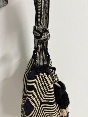 美品 GUANABANA 幾何学模様 ショルダーバッグ - メルカリ