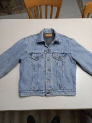 完売品 Levi