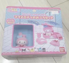 サンリオ PEZ クリアヘッド 4本セット 缶ケース入り未使用 キティ