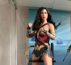 あ*ら様 ホットトイズ ワンダーウーマン デラックスVer - メルカリ