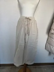 アイボリー色 レディース ワイド パンツ