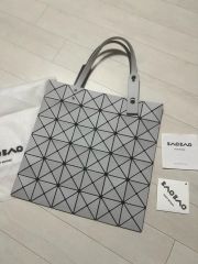 バオバオイッセイミヤケ プリズムレインボー トートバッグ 虹色 希少