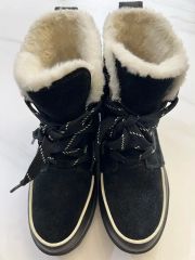 MONCLER モンクレール ボア付き ウィンタースニーカー ブ - メルカリ
