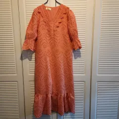 エンブロイダリーワンピース
