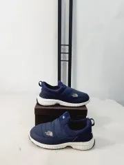 THE NORTH FACE ザノースフェイス スリッポン ダウン 防寒靴 ネイビー 220のサムネイル
