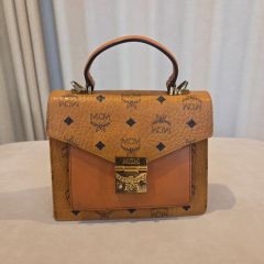 希少カラー☆MCM リュック ヴィセトス カーキ×オレンジ 地雷系 量産型