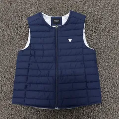 130 GUESS キッズ ダウンベスト ダウンベスト 130サイズ ネイビー 軽量のサムネイル