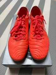 新品 asics サッカースパイク 26.5 DSLIGHTポイント特殊加工 - メルカリ