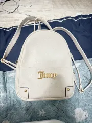 JUICY COUTURE ジューシークチュール ミニ バックパックのサムネイル