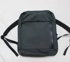 マンダリナダック ゆったりしている バックパック ノートブック収納 きれいのサムネイル