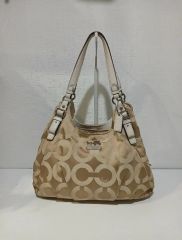 美品 COACH コーチ エルゴ シグネチャー ガマ口 ハンドバッグ ホワイト