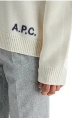 A.P.C. アーペーセー ロゴ ニット エクリュのサムネイル