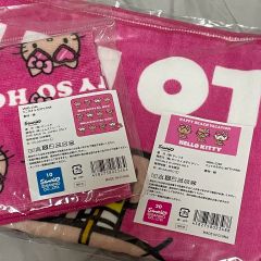 d*7様 【希少全て未使用】ハローキティ　ハンカチ　１枚ガーゼ生地　タオル　バッ 希少全て未使用】ハローキティ ハンカチ 1枚ガーゼ生地 タオル バッグ