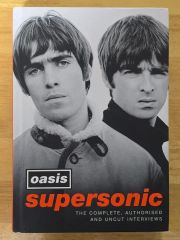 日本未発売】【現地入手】 Oasis ファンブック 2026 イギリス限定