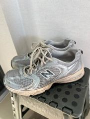 new balance 1906R シルバー 26.5〜27.5cm(推定) - メルカリ