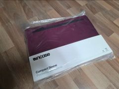 Incase ICON MacBook Pro用 (14インチ) B09-01 - メルカリ