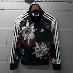 アディダスオリジナルス 薔薇 ローズ トラックジャケット ジャージ