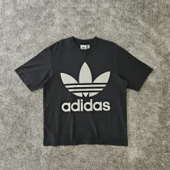 アディダス オーバーサイズ 半袖 Tシャツ