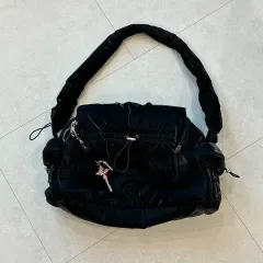 Leey シャーリングショルダー ダウンバッグ