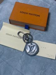 正規品】 Louis Vuitton ポルト クレ・LVサークル エピ - メルカリ