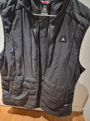 le coq sportif ブラック ダウン ベスト
