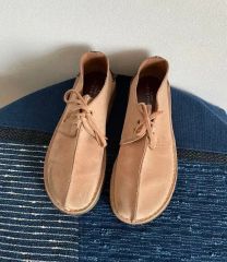 UK9 新品 NEIGHBORHOOD×Clarks デザートトレック 灰 - メルカリ