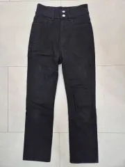 レディース ストレッチ ストレートフィット 黒ズボン (S)