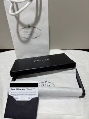 PRADA ブラックレザー 長財布 ノベルティ - メルカリ