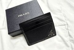 【美品】【希少】プラダ マネークリップ メタル サフィアーノレザー 財布 美品】【希少】プラダ マネークリップ メタル サフィアーノレザー 財布