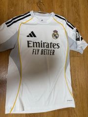 y032901  レアルマドリード ユニフォーム XL ホワイト半袖 y032901 adidas レアルマドリード ユニフォーム XL ホワイト半袖
