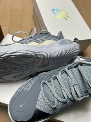 Nike Lebron 12 Low Grey Orange US10 - メルカリ
