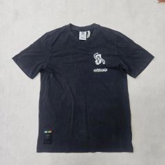 8 YARDS. ブラック Tシャツ(完売品) - メルカリ