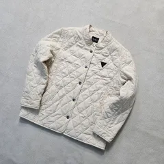 140 GUESS キッズ キルティング ジャケット 0320Yのサムネイル