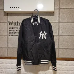 ニューエラ NEW YORK YANKEES スタジアム ジャケット XSのサムネイル