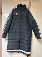 未使用に近い♡アディダス黒ダウンベンチコートメンズMサッカー防寒 