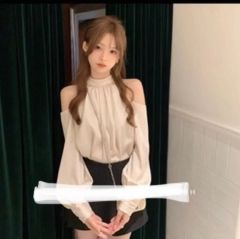 andequal ボリュームオフ ショルダー ブラウス イエロー - メルカリ