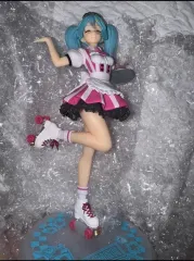 初音ミク ウェイトレス ロールスケート フィギュア