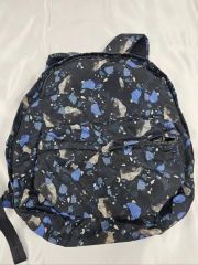 Acne Studios スリングバックパック ベージュ／ブルー - メルカリ