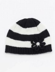 black coating piercing beanie | Mercari