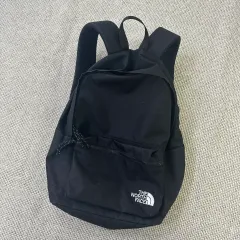 実寸確認 THE NORTH FACE ザノースフェイス バックパック 0415Dのサムネイル