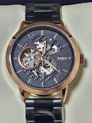 保証内・美品】KNIS 刻 日本製 彫金インデックス 自動巻腕時計 - メルカリ