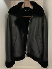 ほぼ新品】MooRER ダウンベスト MANTEGNA-L 44 - メルカリ