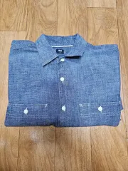 ユニクロ シャンブレー シャツ
