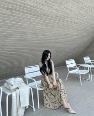 新品 Lily Silk マキシ丈 Aライン 光沢シルクスカート - メルカリ